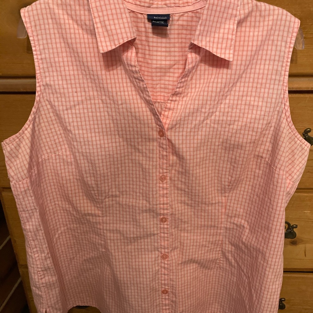 Basic Editions XL button-down sleeveless shirt